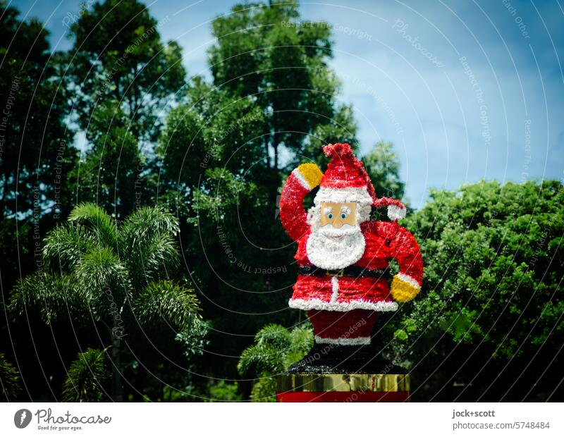 falscher Alarm | Sommerliche Weihnachtsgrüße Weihnachtsmann Weihnachten & Advent Sonnenlicht Weihnachtsdekoration Vorfreude Dekoration & Verzierung Tradition