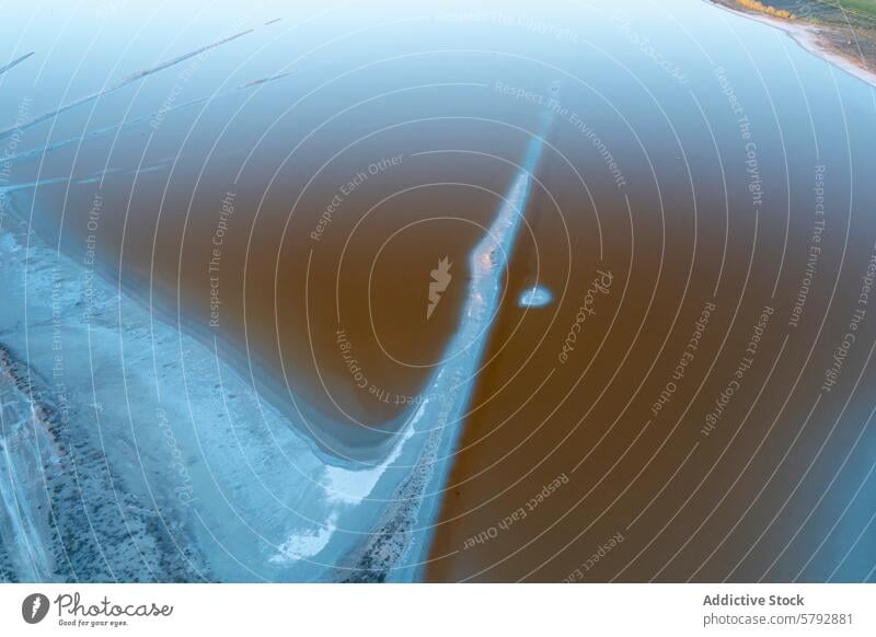 Luftaufnahme der Salzlagunen in Toledo bei Sonnenuntergang Antenne Gelassenheit ruhig Wasser Reflexion & Spiegelung Farbtöne Schönheit Windstille Landschaft