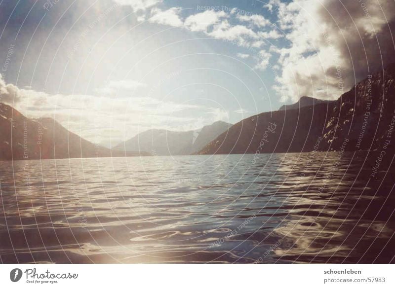 Irgendwo in Norwegen See Wolken Abenddämmerung Berge u. Gebirge Wasser Sonne