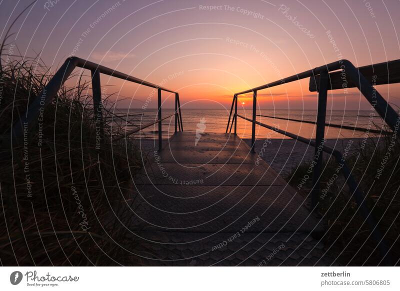 Hiddensee - Strandzugang am Westufer, Sonnenuntergang, Abendrot abend dämmerung ferien ferne frühling grieben hiddensee horizont insel kloszer mecklenburg meer