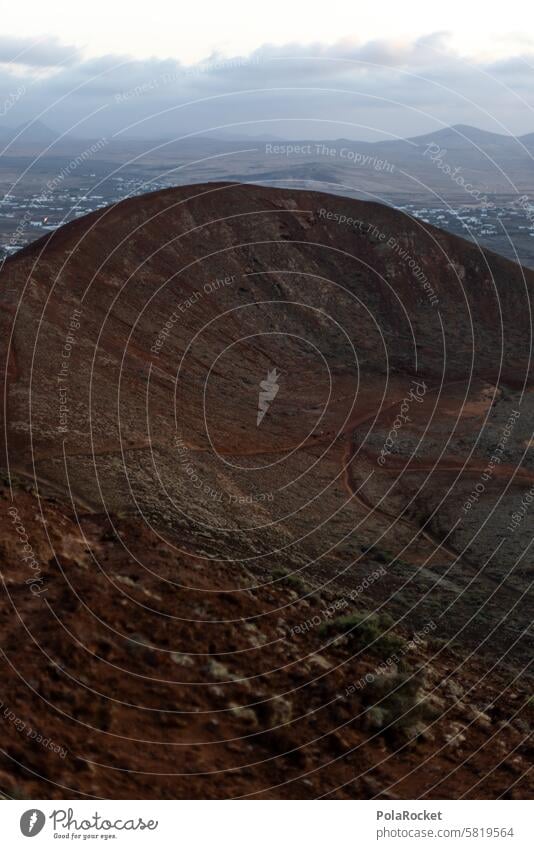 #A0# Vulkan Außenaufnahme Natur Landschaft vulkanisch Vulkankrater Vulkanologie vulkangestein Vulkaninsel Bergkette Kontrast Scherenschnitt Berge u. Gebirge