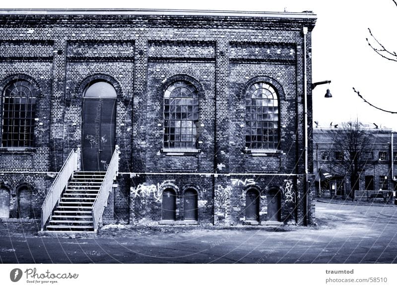 Zeche Carl. Essen. Proberaum Fabrik Gebäude Arbeit & Erwerbstätigkeit Fenster dunkel Haus Schacht Ernährung carl blau Treppe anne mehrfälltmirnichtein