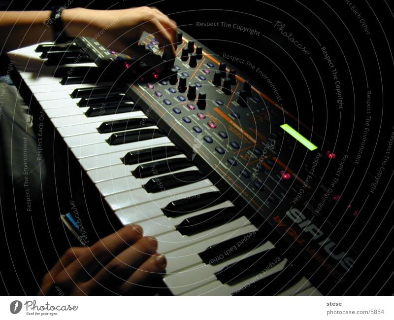 musikmacher Synthesizer drehen Knöpfe elektronisch Entertainment sirius Musik Musikinstrument