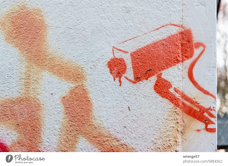 Schöne neue Welt | Überwachung an jeder Häuserecke Thementag schöne neue Welt Graffito Hauswand Hausecke Überwachungskamera Staat Sicherheit beobachten