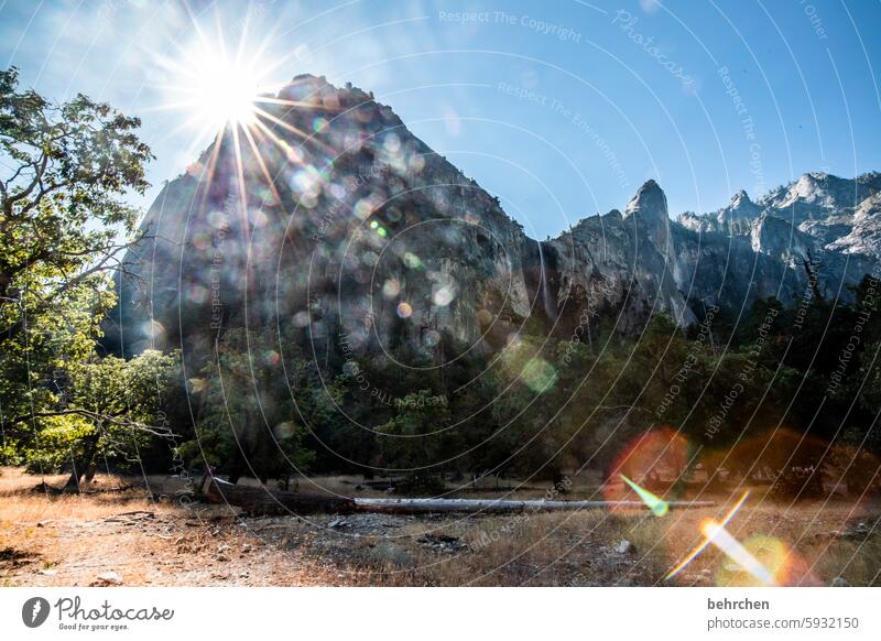 licht Natur Ferien & Urlaub & Reisen Hoffnung Felsen Himmel Licht hell und dunkel Sonnenstern Sonnenlicht Berge u. Gebirge yosemite reisen Landschaft