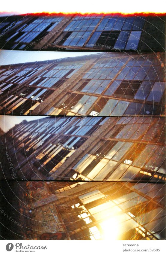 Metric Haus Leipzig Fenster kaputt Industriefotografie Lomografie supersampler Glas Himmel blau orange Stein verrückt Zerstörung