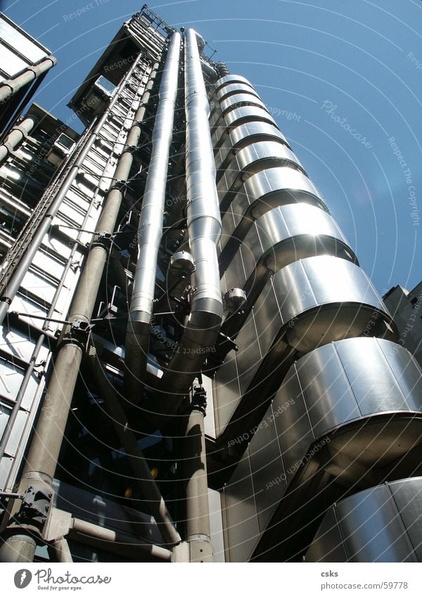 Metal Building London England Gebäude Himmel High-Tech building sky London Underground reflektion modern Röhren