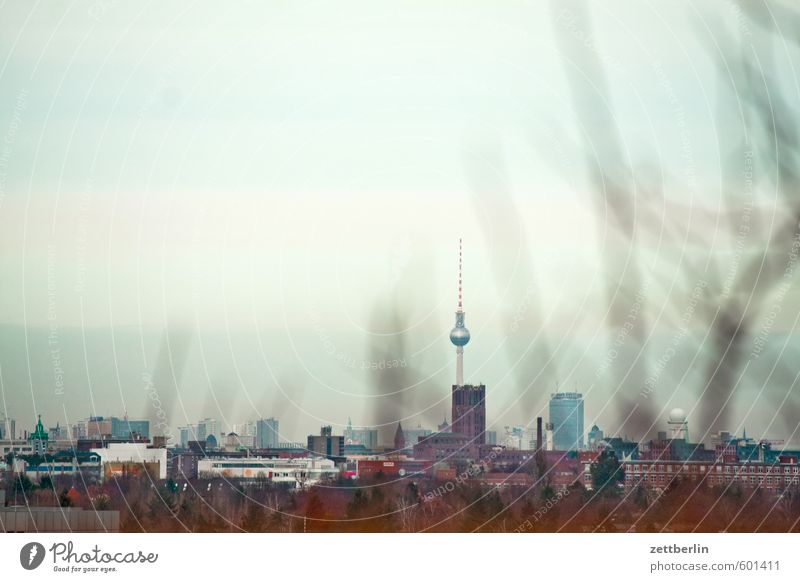 Alpen Berlin Ferne Hauptstadt Horizont lankwitz Natur Spaziergang Stadt Vorstadt wandern Berliner Fernsehturm ullsteinhaus Himmel Wolken Marienfelde