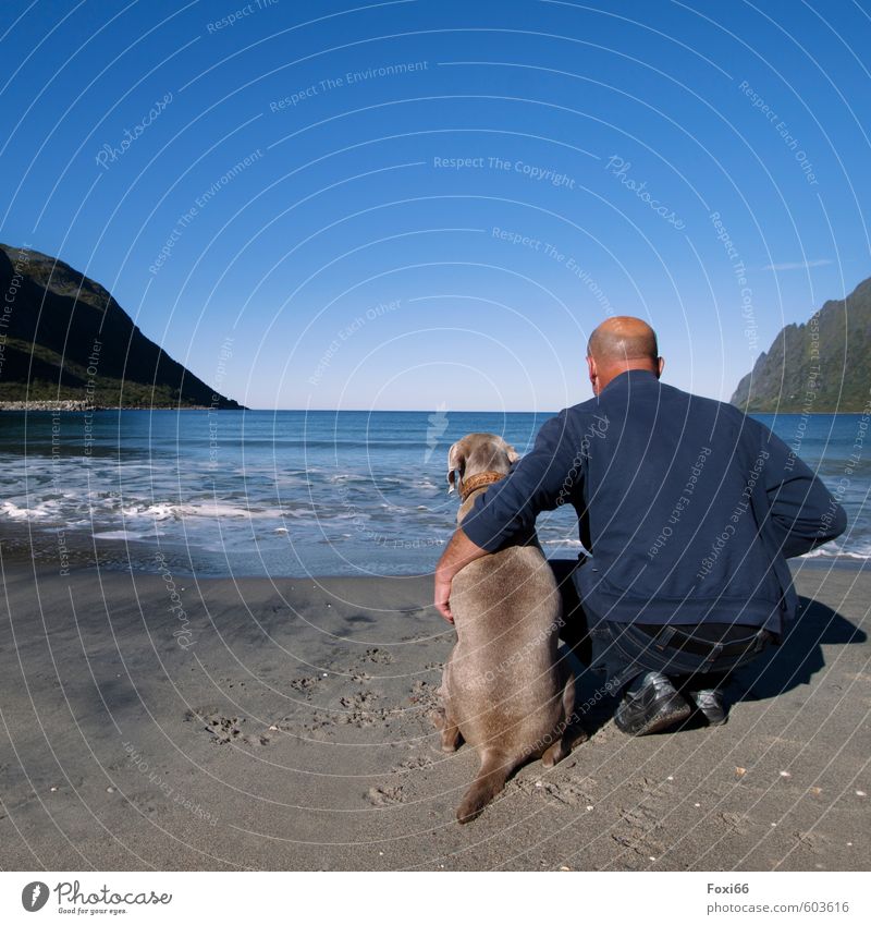 Thomas & Tia.......die besten Freunde! Erholung ruhig Abenteuer Ferne Freiheit maskulin Mann Erwachsene Freundschaft Paar 1 Mensch 45-60 Jahre Sand Wasser