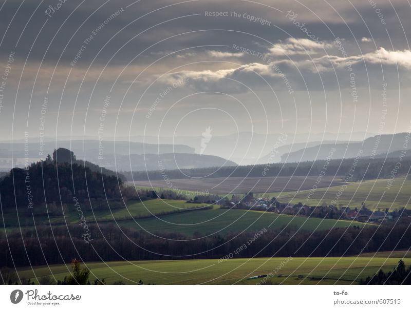 Zirkelstein, Sächsische Schweiz Umwelt Natur Landschaft Himmel Wolken Horizont Feld Wald Hügel Felsen Berge u. Gebirge Gipfel Erholung Blick wandern Perspektive