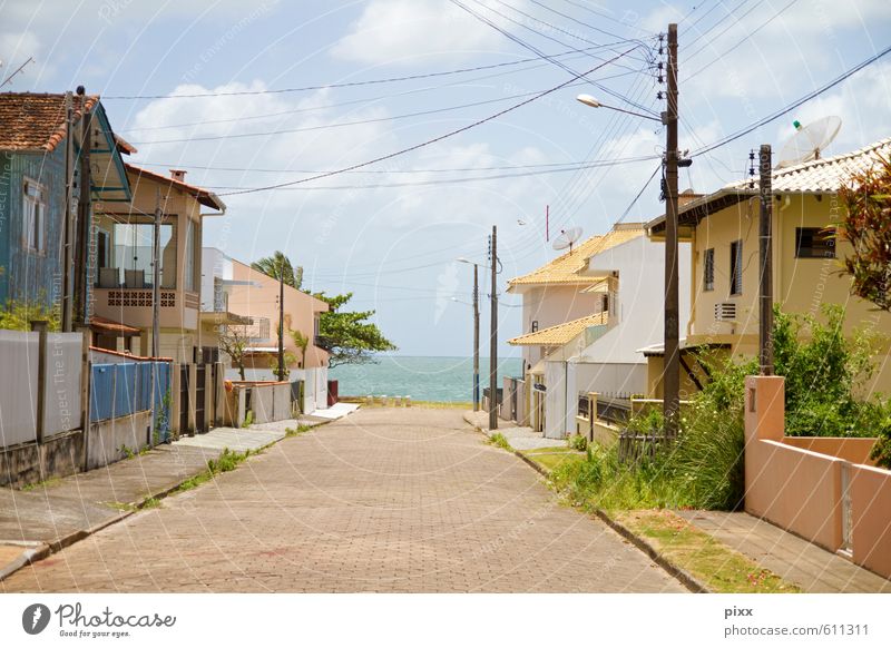 rua liberdade | da hinten ist das meer Ferien & Urlaub & Reisen Ferne Sommer Strand Meer Haus Pflanze Himmel Wolken Sonne Schönes Wetter Wärme Küste Atlantik