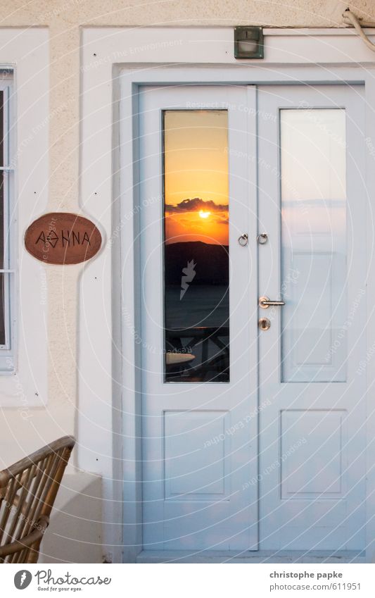 Lass die Sonne rein Ferien & Urlaub & Reisen Sommer Sommerurlaub Sonnenaufgang Sonnenuntergang Schönes Wetter Berge u. Gebirge Küste Meer Fassade Balkon