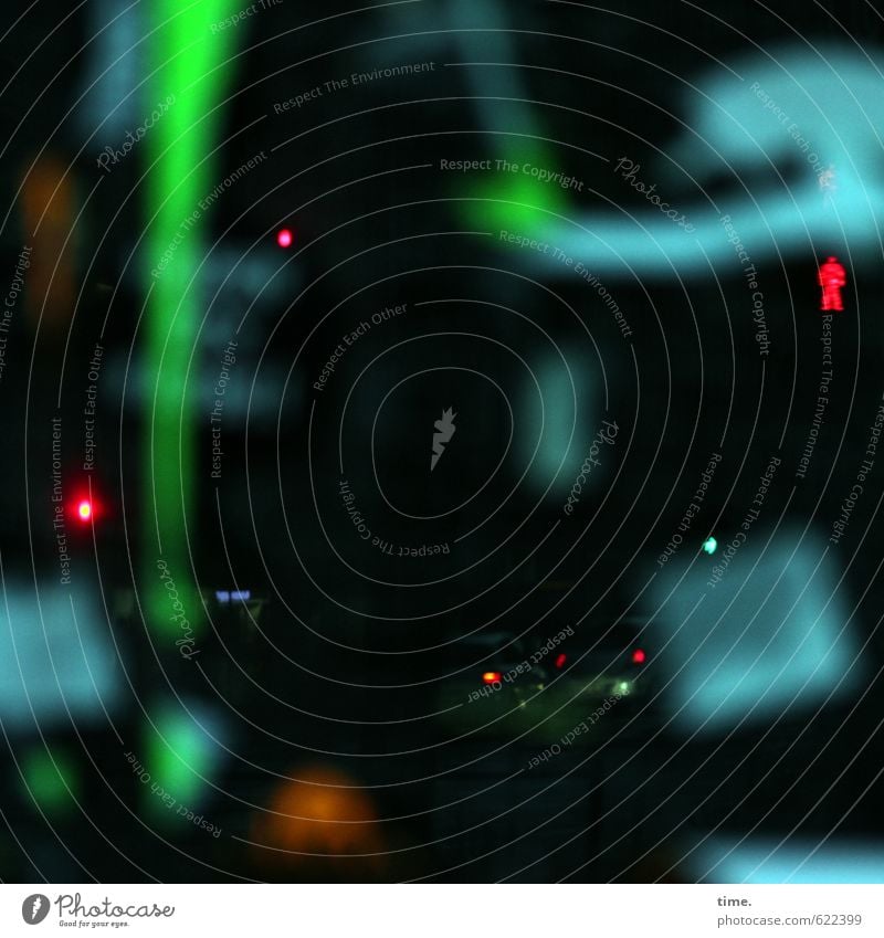 FreeStyle* Verkehr Verkehrswege Personenverkehr Autofahren Straße Wege & Pfade Ampel Glas Schilder & Markierungen Graffiti bedrohlich komplex Konzentration