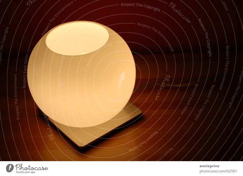 Nachttischmond Licht Lampe ruhig gemütlich Geborgenheit Holz Elektrizität Mond Metall Glas Energiewirtschaft