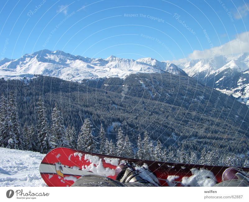 Snow Boarding in the Alps Snowboard Panorama (Aussicht) Baum Winter f2 Alpen Schnee Schönes Wetter groß Tal Pause Schneelandschaft Schneebedeckte Gipfel sitzen