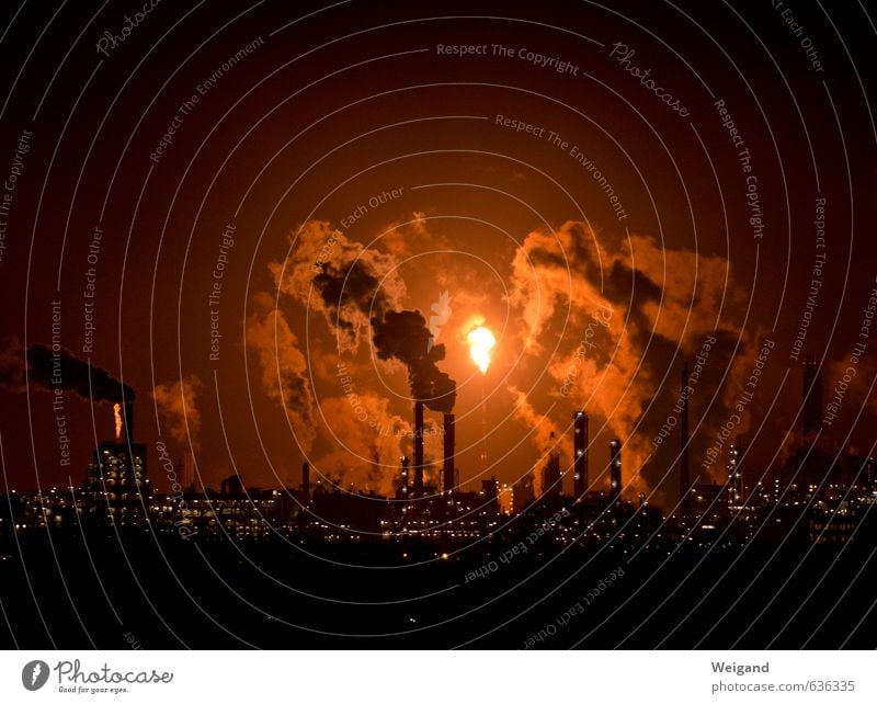 Familie Feuerstein I Wirtschaft Industrie Fortschritt Zukunft High-Tech Kohlekraftwerk Energiekrise Wärme Nacht Öl Werk Wirtschaftskrise Abgas Brand Flamme