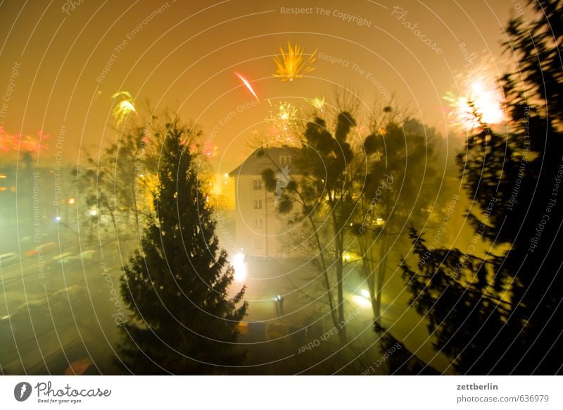 Silvester Abend Feuerwerk dunkel Feierabend Silvester u. Neujahr lankwitz Pyrotechnik Sonnenuntergang wallroth Häusliches Leben Wohnung Haus Nacht