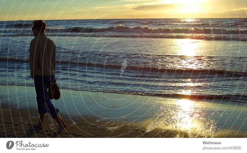 Strandkitsch Meer Sonnenuntergang Wellen Horizont Einsamkeit Romantik Wasser Sand Kitsch