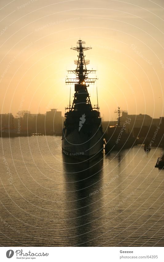 Sonnenaufgang Wilhelmshaven Wasserfahrzeug Zerstörer Hafen