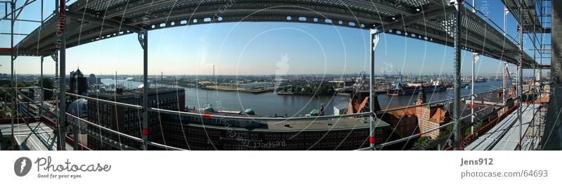 Kontainerhafen Hamburg Baustelle Baugerüst Weitwinkel Panorama (Aussicht) Stadtzentrum Industrielandschaft Hochhaus Aluminium Stab Hafencity Elbe Himmel