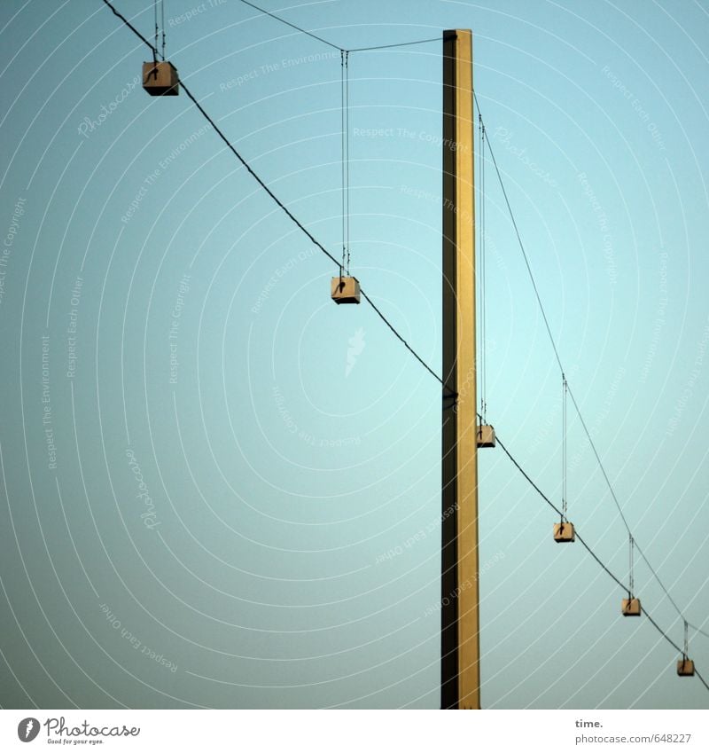 Paketeleine oder so Technik & Technologie Informationstechnologie Energiewirtschaft Stahlkabel Hochspannungsleitung nur Himmel Bauwerk Architektur Strommast