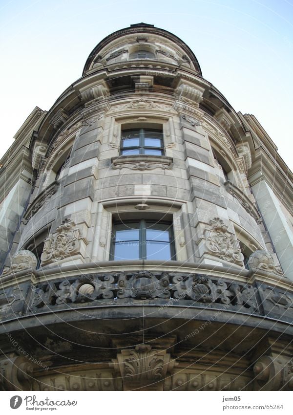 Ansichtssache_Dresden Außenaufnahme Gebäude Fenster Macht Reichtum Architektur