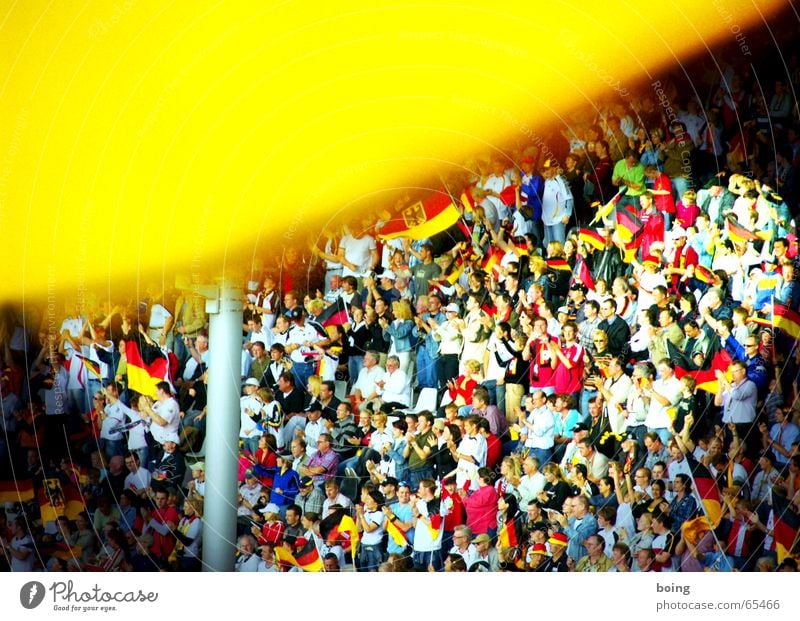 du bist ... doof Deutschland Deutsche Flagge Florida Applaus Menschenmenge Abschied Fußballstadion Fan Spielen Stadion Tribüne Trikot Verlängerung verlängert