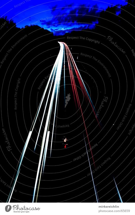 Autobahn! Langzeitbelichtung Licht rot weiß Linie Belichtung Blitze Geschwindigkeit anschaulich blau Beleuchtung Straße PKW bigway