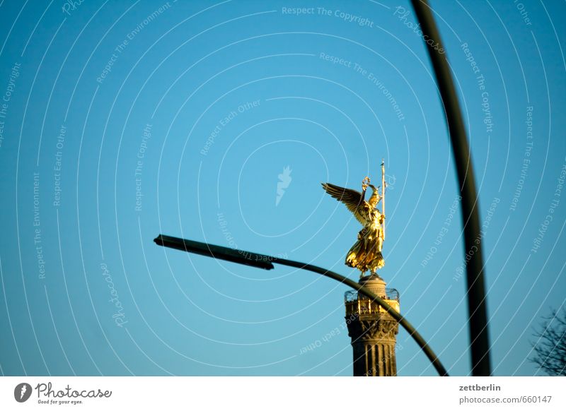 Siegessäule Berlin Denkmal gold Goldelse grosser stern Hauptstadt Himmel Sehenswürdigkeit Tiergarten victoria viktoria Wahrzeichen wallroth Wolkenloser Himmel