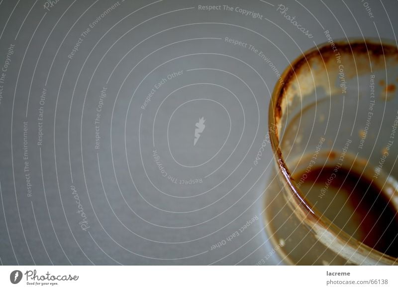 abe fertig kalt leer Espresso trinken löschen Physik dreckig Rest Schaum Muster kafee heis Tee warmes getränk Durst gelöscht Wärme Glas milchschaum kafeesatz