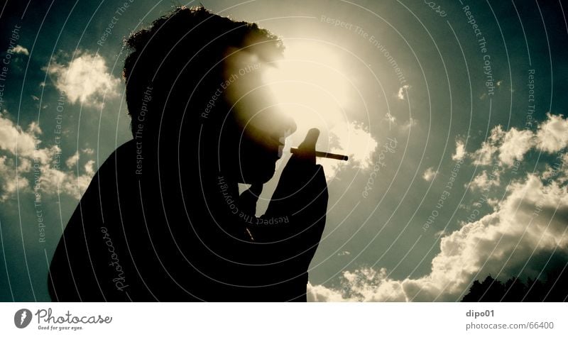 sunlight smoker Zigarette Wolken genießen Nachmittag Erholung Sonne Himmel Rauchen Silhouette enstpanne Musik