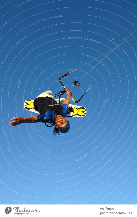 Cool Move Kiting Meer Sport extrem Surfbrett Hawaii Strand springen kiteboarding Drache Wind Funsport wolfman wolfgang kaufmann wk@ weshotu.com Extremsport