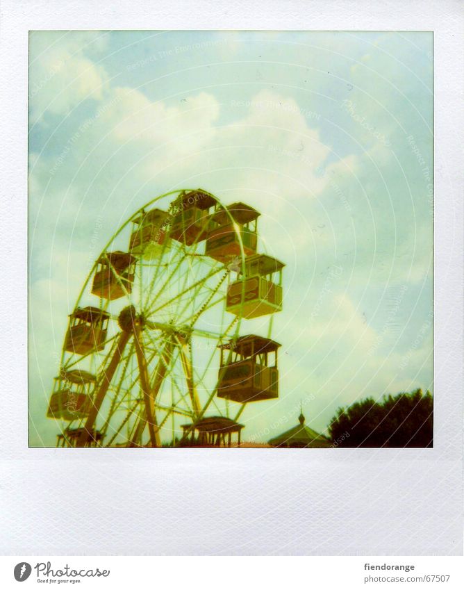 fun fair 3 Riesenrad Wolken Freizeit & Hobby Vergnügungspark Sommer Ferien & Urlaub & Reisen Wochenende Unbekümmertheit Freude