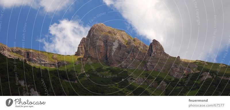 Der Berg ruft. Brandenberger Alpen Österreich Berge u. Gebirge Bergsteigen wandern Sommer Wolken Panorama (Aussicht) Klettern Felsen Stein Sonne Schatten Himmel