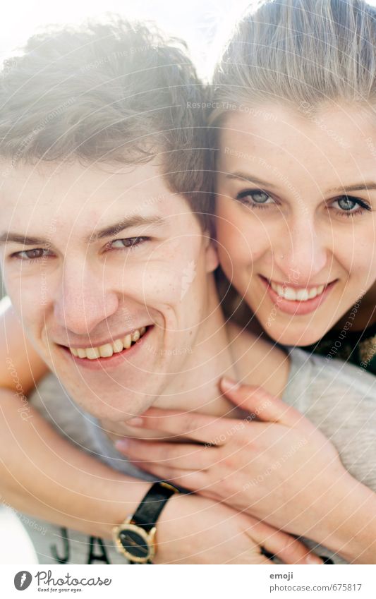 summer feeling maskulin feminin Junge Frau Jugendliche Junger Mann Freundschaft Paar Gesicht 2 Mensch 18-30 Jahre Erwachsene Fröhlichkeit Glück schön lachen