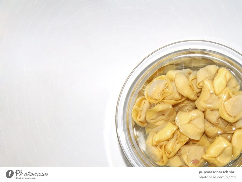 Tortellini á la Mikrowelle Nudeln kochen & garen Behälter u. Gefäße Tisch Ernährung Wasser Appetit & Hunger Glas Schalen & Schüsseln Im Wasser treiben