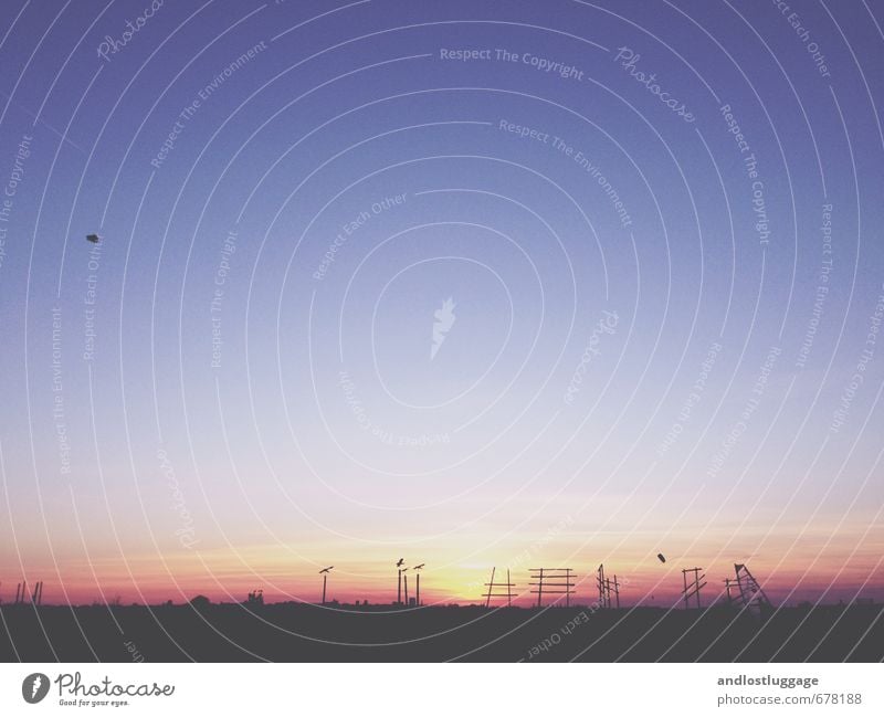 Wetter | schön ist der abend (2014) Natur Landschaft Horizont Sonnenaufgang Sonnenuntergang Frühling Klima Park Berlin Menschenleer Sehenswürdigkeit Flughafen