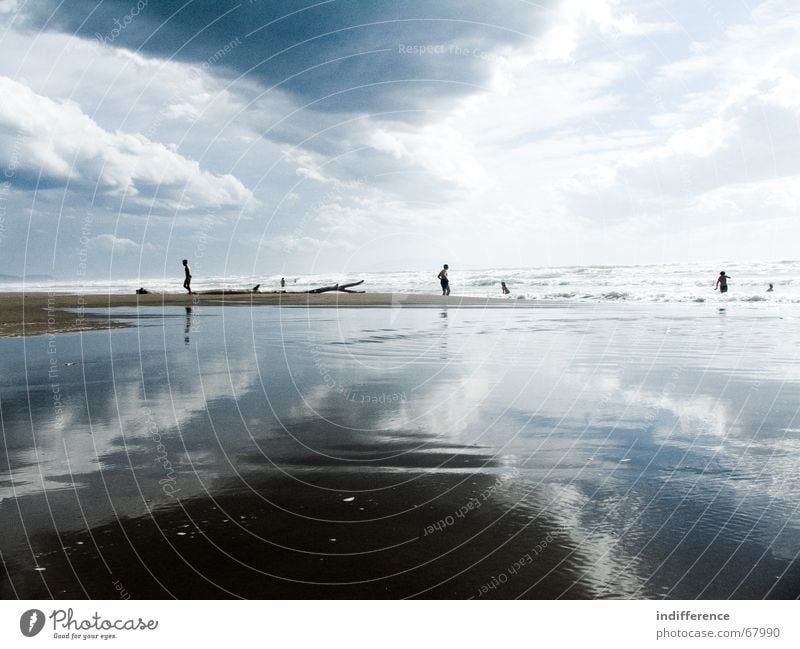 clouds and water reflection 2 Strand Sommer Mensch Himmel Sand sky tuscany