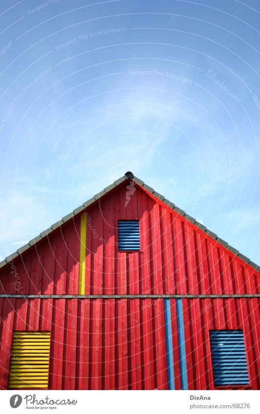 2:1 für die Blauen Sommer Haus Himmel Schönes Wetter Gebäude Fenster Dach Holz Spitze blau gelb rot Holzmehl Top August building roof red blue window sky