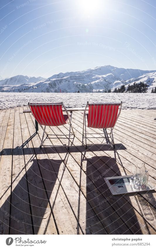 Ein Platz an der Sonne Ferien & Urlaub & Reisen Ferne Winter Schnee Winterurlaub Berge u. Gebirge Schönes Wetter Alpen Schneebedeckte Gipfel Holz Erholung