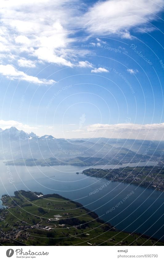 Vierwaldstättersee Umwelt Natur Landschaft Himmel Schönes Wetter Alpen Berge u. Gebirge See natürlich blau grün Vierwaldstätter See Schweiz Farbfoto