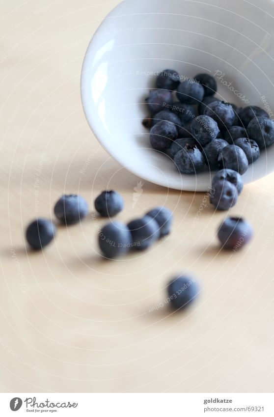 blaubeeren Lebensmittel Frucht Ernährung Bioprodukte Vegetarische Ernährung Diät Schalen & Schüsseln Gesundheit Ferien & Urlaub & Reisen Sommer Garten frisch