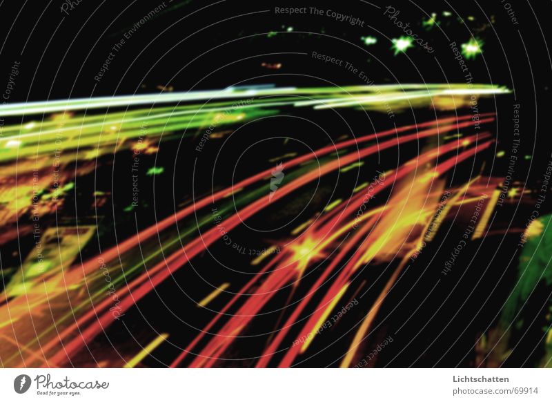 City Langzeitbelichtung Außenaufnahme Geschwindigkeit Nachtaufnahme Straße Licht übereinanderlegung