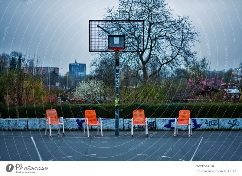 Basketball Sport Fitness Sport-Training Ballsport Sportstätten Umwelt Natur Landschaft Wolken Frühling Garten Park Stadt Stadtzentrum Stadtrand Menschenleer