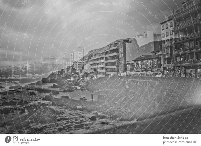 Puerto de la Cruz / Teneriffa XLII Umwelt Natur Landschaft Himmel Wellen Küste Seeufer Strand Meer Dorf Stadt Hafenstadt Stadtzentrum Fußgängerzone Skyline