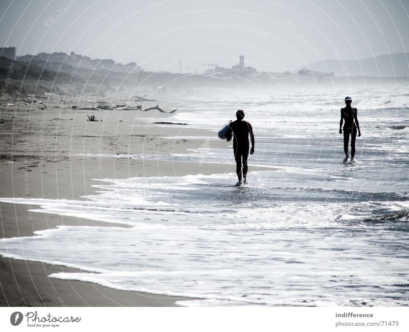 End of summer *serie* Mensch Strand Sommer Italien man woman wave sea water Sand tuscany