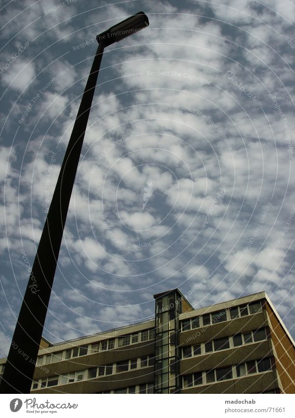 IT'S JUST LIKE THAT | hochhaus gebäude architektur laterne Laterne Wolken Himmel Sommer Niederlande Hochhaus Ghetto Wohnhochhaus Haus Stadt Gebäude Material