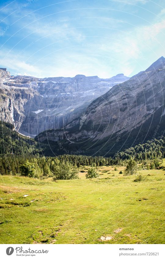 cirque de gavarnie Ferien & Urlaub & Reisen Tourismus Ausflug Sightseeing Expedition Sommer Berge u. Gebirge wandern Natur Landschaft Pflanze Himmel Wetter Baum