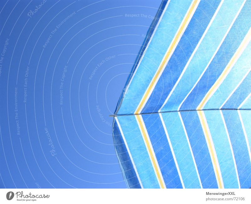 Rest vom Sommer Sonnenschirm Ferien & Urlaub & Reisen südländisch Himmel Wetter Schönes Wetter blau holliday