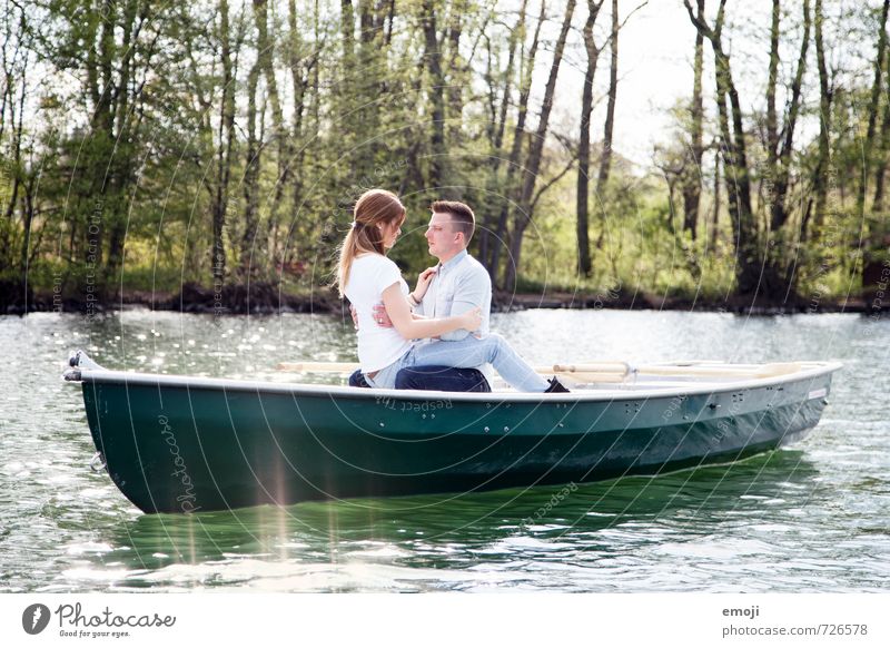 böteln Mensch maskulin feminin Junge Frau Jugendliche Junger Mann Paar 2 18-30 Jahre Erwachsene Umwelt Natur See schön natürlich Ruderboot Freizeit & Hobby